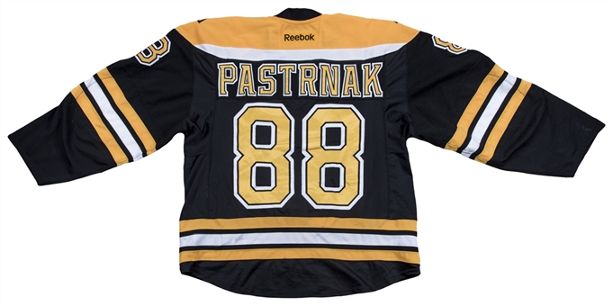 2016-17 David Pastrnak Game Used Boston Bruins Home Jersey (Bruins/MeiGray LOA)